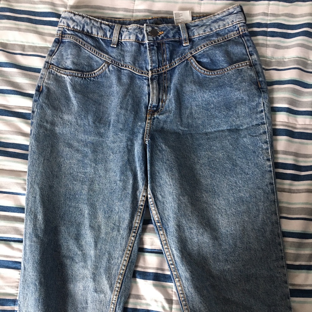Blue boyfriend jeans